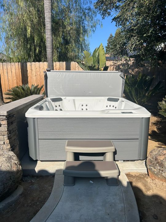 Hot tub delivery and setup